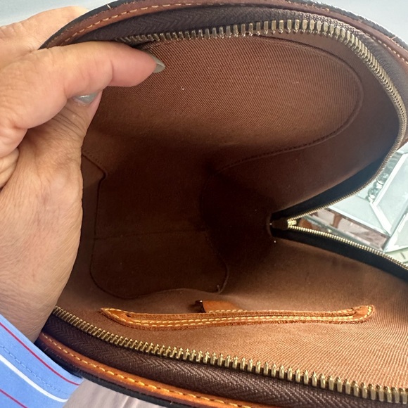 Louis Vuitton ellipse vintage backpack 🎒 nice condition included dust bag. - Picture 8 of 10